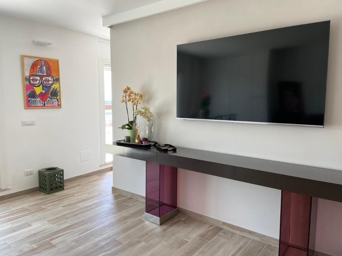 דירות Attico Panoramico Luxury Roma מראה חיצוני תמונה