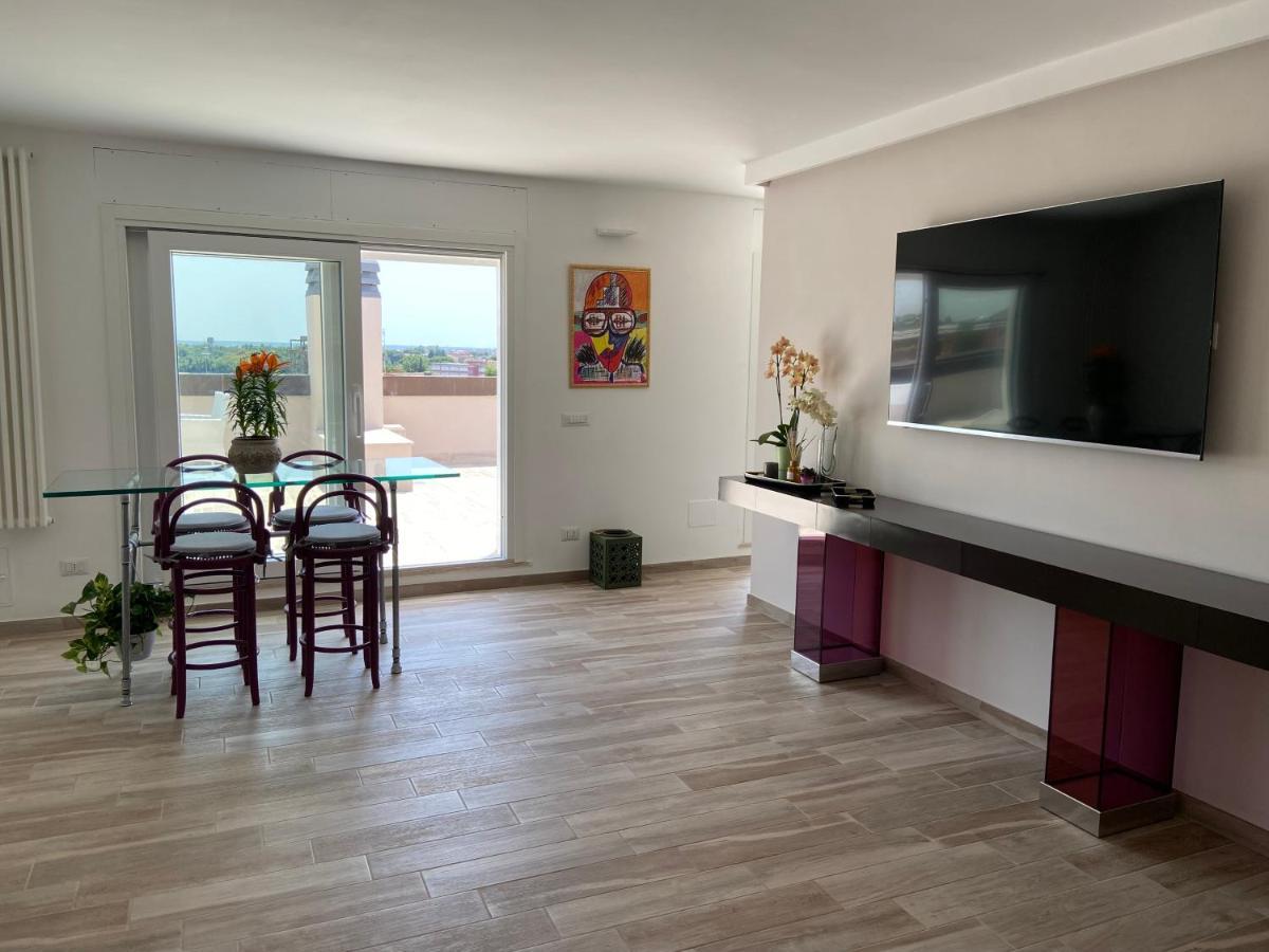 דירות Attico Panoramico Luxury Roma מראה חיצוני תמונה